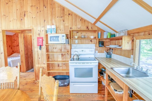 1841 Fifth Lake Road, Central Frontenac, ON 