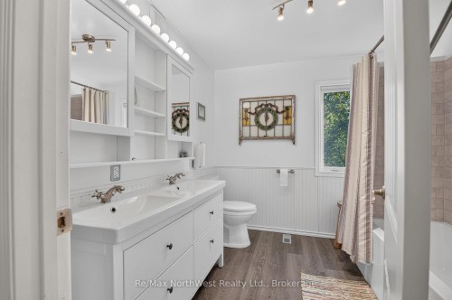 143 Rabbit Lake Road, Kenora, ON 