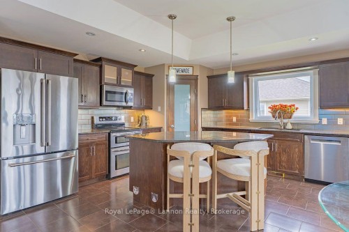 696 Weiler Boulevard, Thunder Bay, ON 
