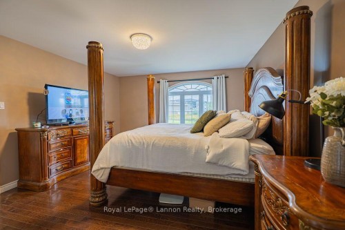 696 Weiler Boulevard, Thunder Bay, ON 