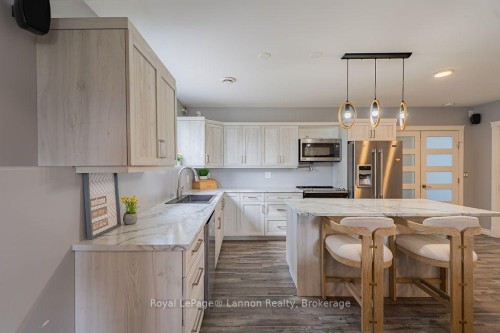 696 Weiler Boulevard, Thunder Bay, ON 