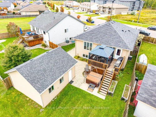 696 Weiler Boulevard, Thunder Bay, ON 