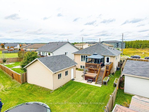 696 Weiler Boulevard, Thunder Bay, ON 