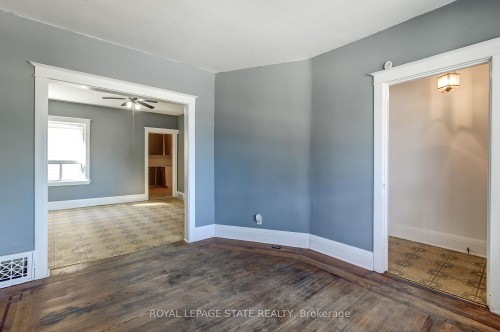 69 Gage Avenue N, Hamilton, ON 