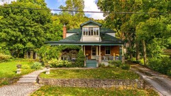 55 Cayley Street Hamilton, ON L9H 2E6