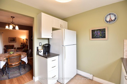 18 Claudette Gate, Hamilton, ON 