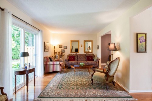 18 Claudette Gate, Hamilton, ON 
