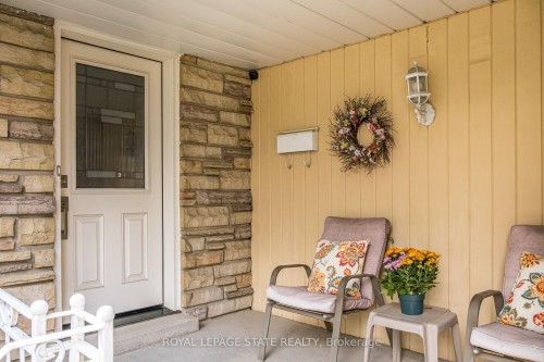 14 Woodside Drive, Hamilton, ON 