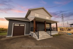 721 Topaz Place Thunder Bay, ON P7G 2T1