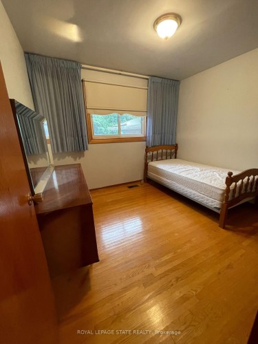 72 Purnell Drive , Hamilton, ON L9C 4Y3 2