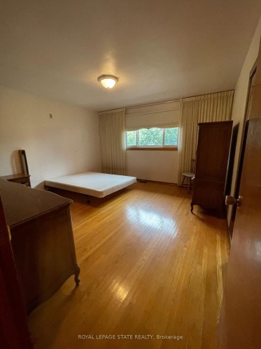 72 Purnell Drive , Hamilton, ON L9C 4Y3 4