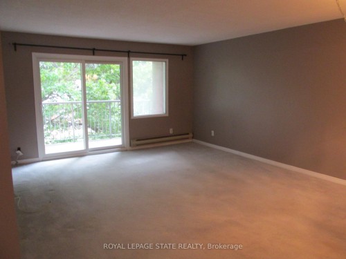 203-5 Niagara Street , Grimsby, ON L3M 5A3 4