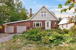 64 Tweedsmuir Avenue  Hamilton, ON L9H 4H5