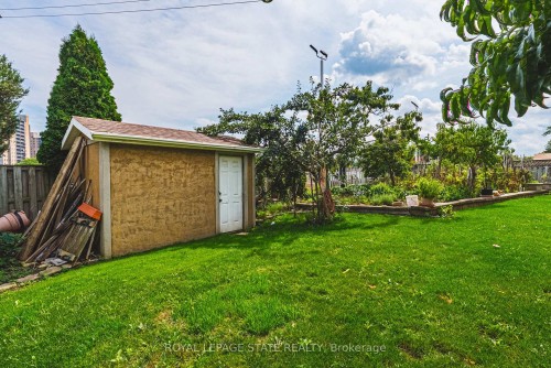 90 Fairington Crescent, Hamilton, ON 