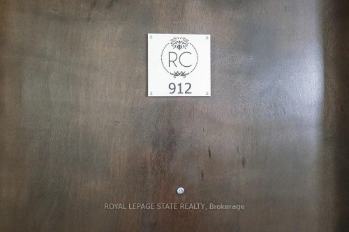 912-112 King Street E, Hamilton, ON L8N 1A8 4