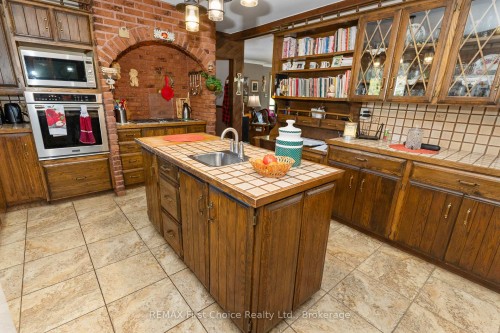 3410 Hwy 11 71 Highway, La Vallee, ON 