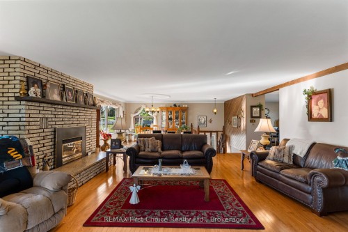 3410 Hwy 11 71 Highway, La Vallee, ON 
