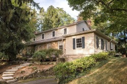 12 Old Ancaster Road  Hamilton, ON L9H 3P9