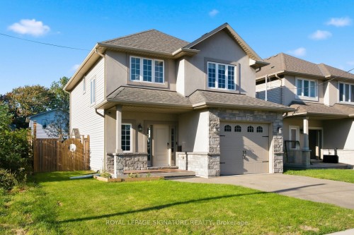17 Lagoon Avenue, Hamilton, ON 