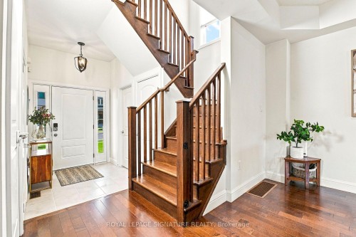 17 Lagoon Avenue, Hamilton, ON 