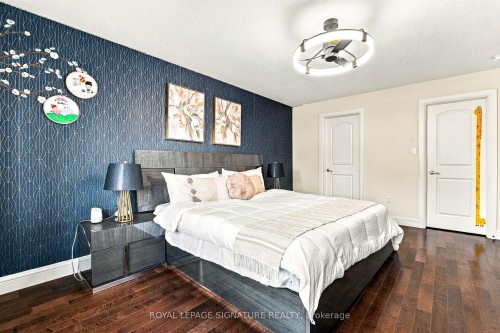 17 Lagoon Avenue, Hamilton, ON 