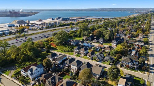 17 Lagoon Avenue, Hamilton, ON 