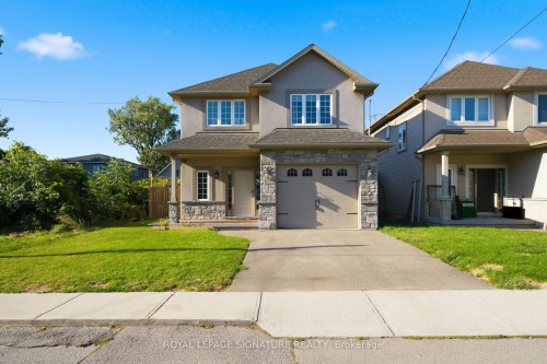 17 Lagoon Avenue, Hamilton, ON 
