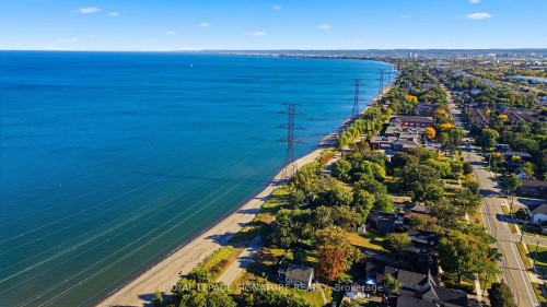 17 Lagoon Avenue, Hamilton, ON 