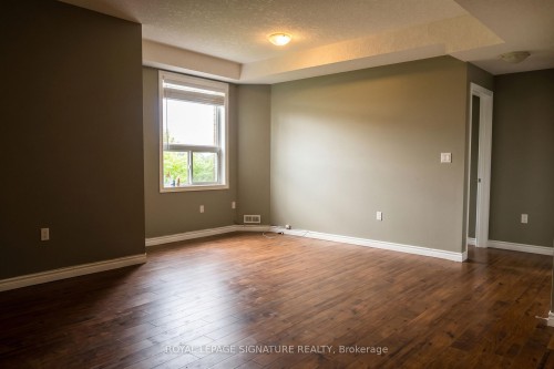 Main Level-654 St David Street , Centre Wellington, ON N1M 2X3 5