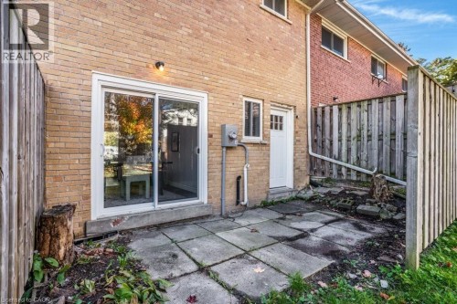 262 Westcourt Place, Waterloo, ON 