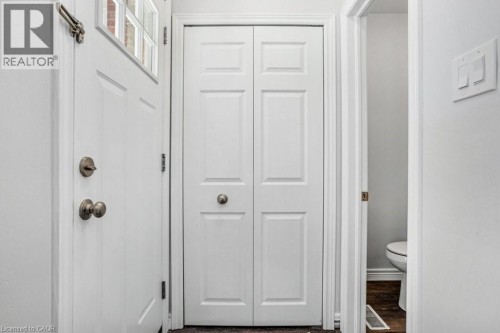 Front Entry - 262 Westcourt Place, Waterloo, ON 