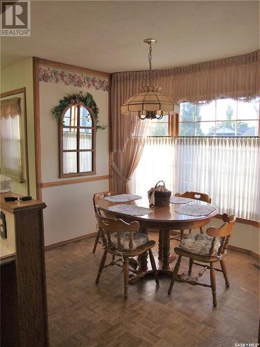 316 8Th Street W, Leader, SK - Indoor Photo Showing Dining Room