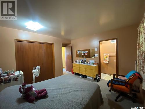 2 Churchill Place, Kindersley, SK - Indoor Photo Showing Bedroom