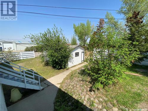 2 Churchill Place, Kindersley, SK - Outdoor