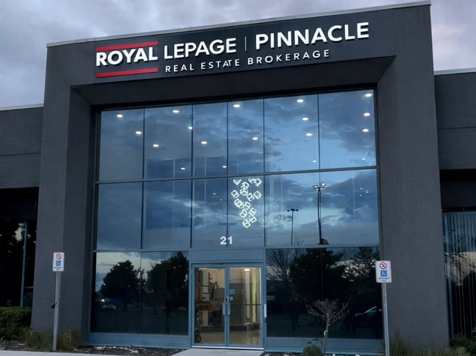 Royal LePage Pinnacle Real Estate - 17-1075 North Service Road W., Oakville, ON, L6M 2G2